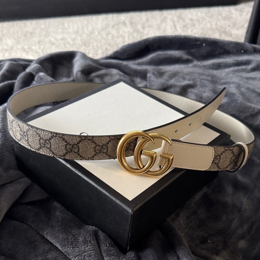Gucci GG Monogram marmont leather belt